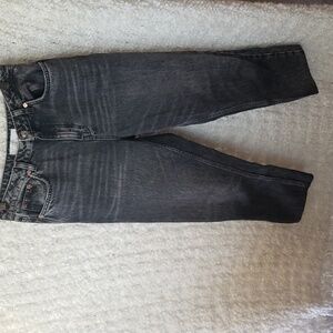 Topshop black distressed detailing on pockets and hems MOM jean ankle size 28